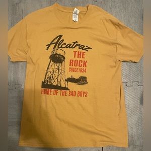 Mens size Large Alcatraz ‘Home Of The Bad Boys’ souvenir T-shirt.